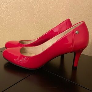 Shiny Cherry Red Pumps ❤️